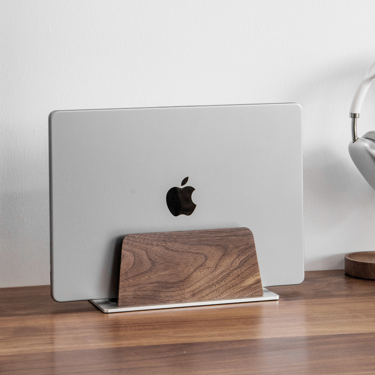 Support Vertical pour Ordinateur Portable en Bois